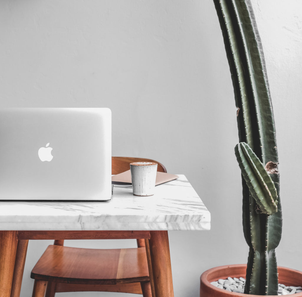 What I wore this week: white jeans